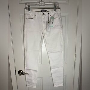 Just USA Women's Crisp White Skinny Jeans